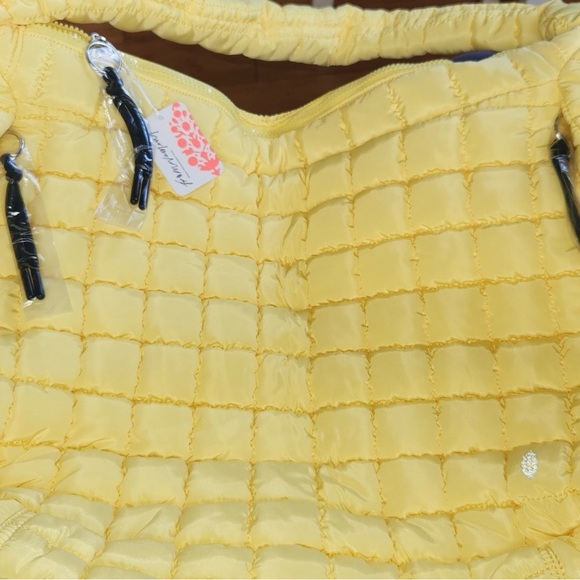FREE PEOPLE MOVEMENT Yellow Quilted Carryall Bag NWT - Picture 6 of 9